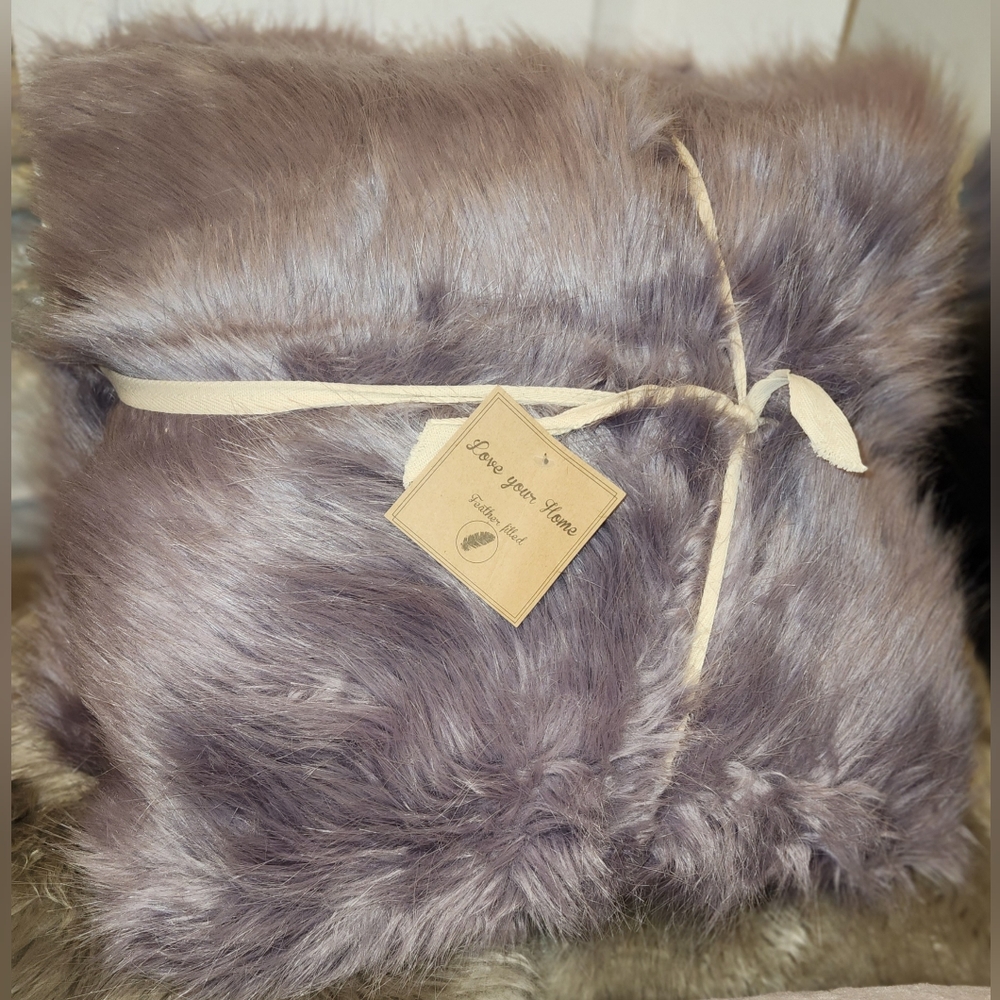Feather Filled Home Decor Faux Fur Pillows Cushions in Lavender / Lilac; 2-Pack